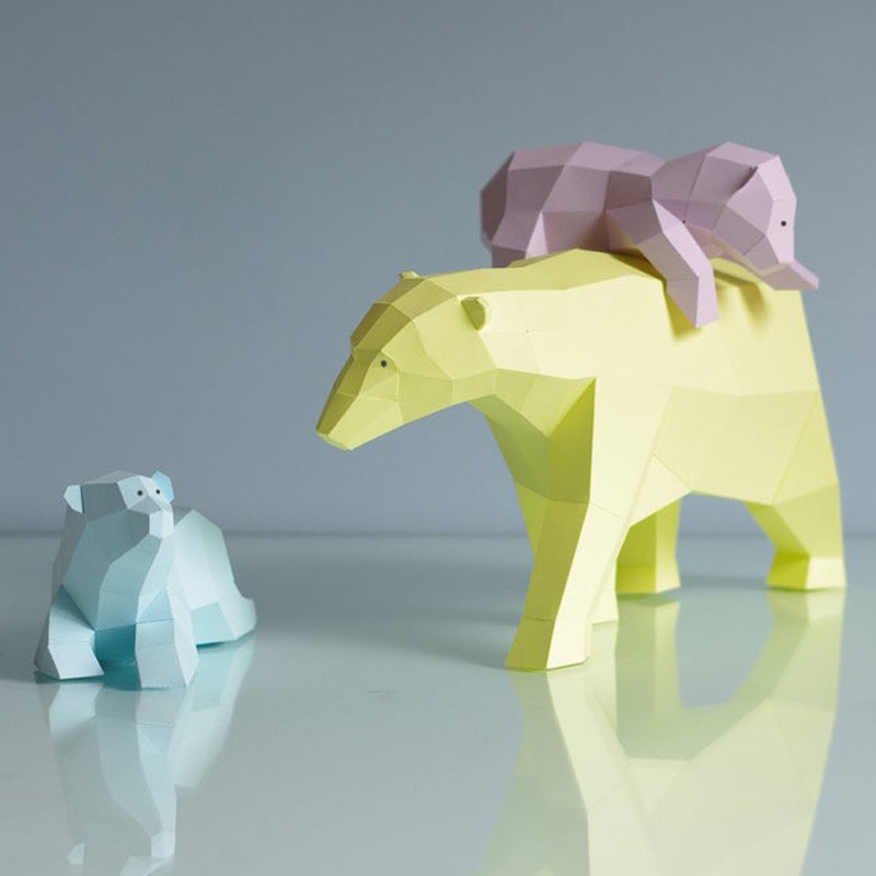 Paperwolf Polar Bear Family Papercraft Kit, Set with 3 bears