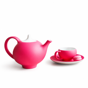 Kaya Teapot with Infuser